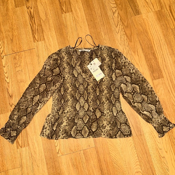 Zara Tops - Zara Snake Print Long Sleeve Peplum Light Top - Brown & Black